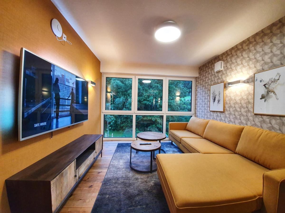 Erasmus Lodge - Ferienwohnungen Zum Wohlfuehlen Trassem Buitenkant foto