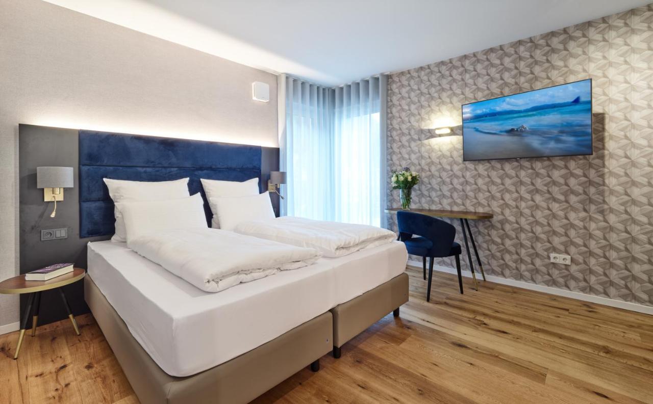 Erasmus Lodge - Ferienwohnungen Zum Wohlfuehlen Trassem Buitenkant foto