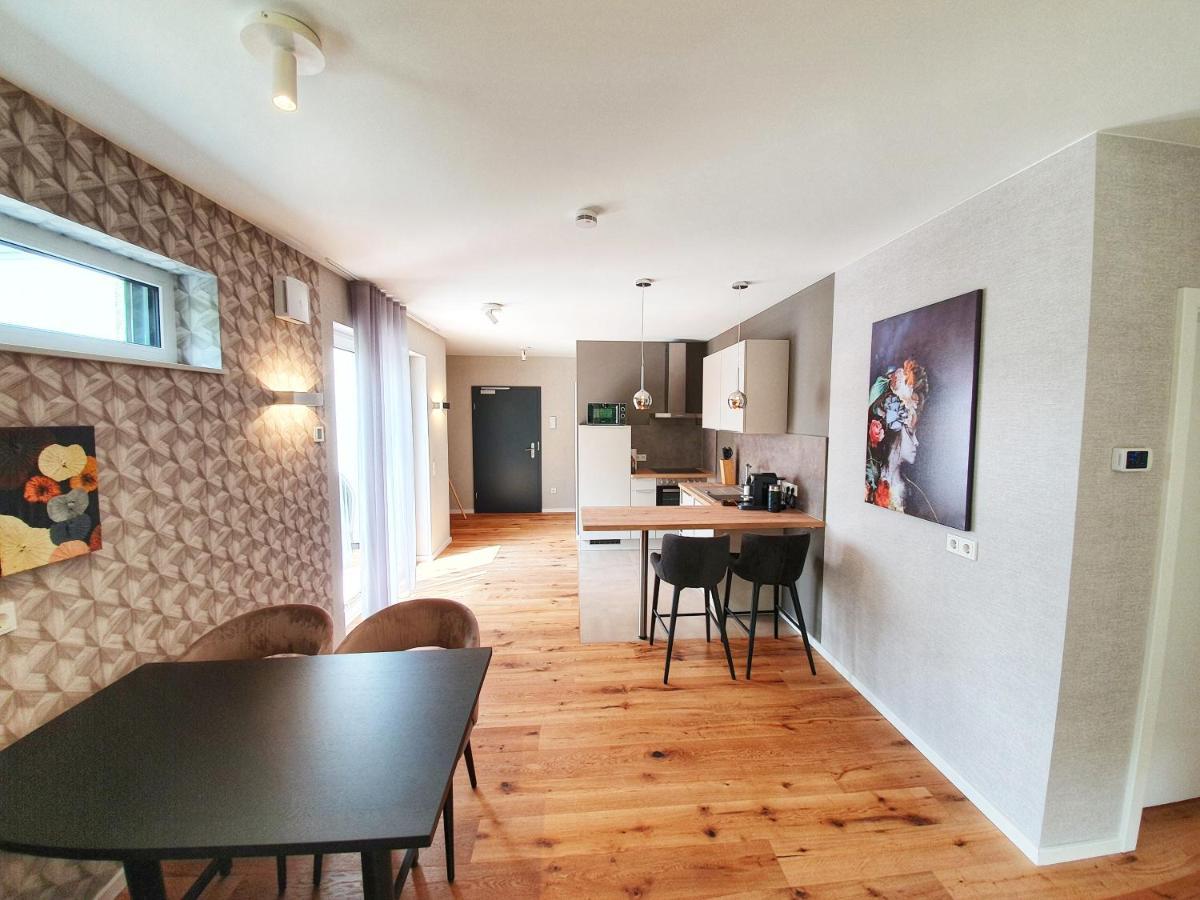 Erasmus Lodge - Ferienwohnungen Zum Wohlfuehlen Trassem Buitenkant foto
