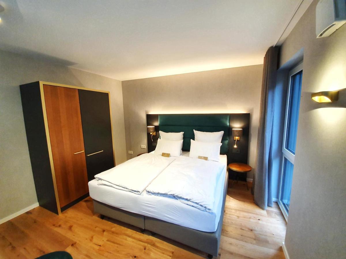 Erasmus Lodge - Ferienwohnungen Zum Wohlfuehlen Trassem Buitenkant foto