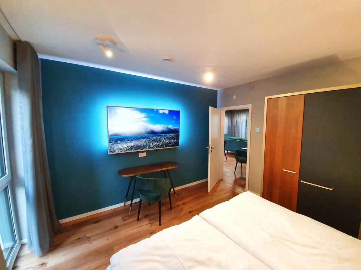 Erasmus Lodge - Ferienwohnungen Zum Wohlfuehlen Trassem Buitenkant foto